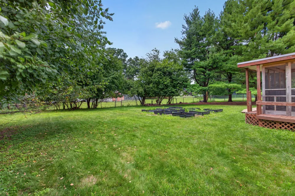 564 Birchwood Street Summit Township, MI 49203