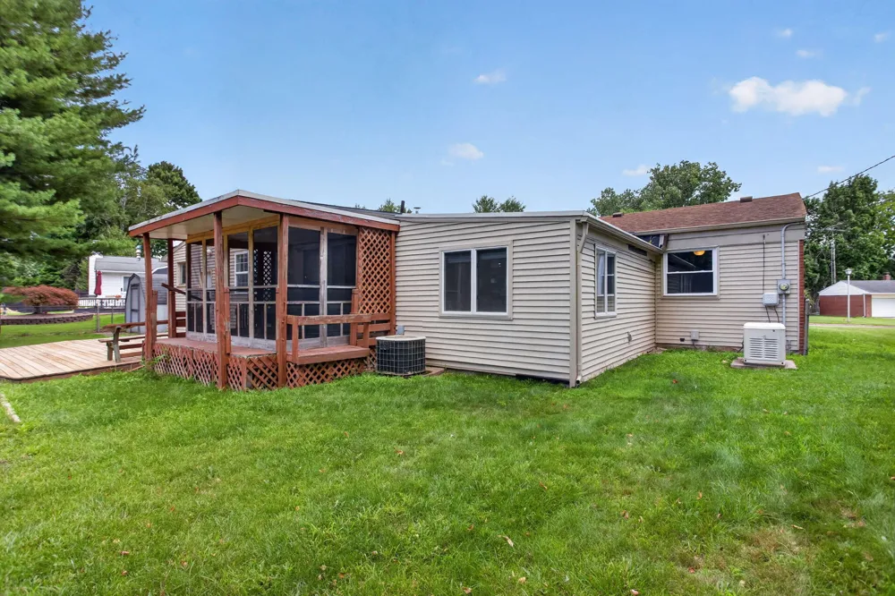 564 Birchwood Street Summit Township, MI 49203