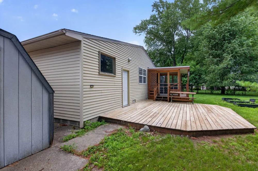 564 Birchwood Street Summit Township, MI 49203