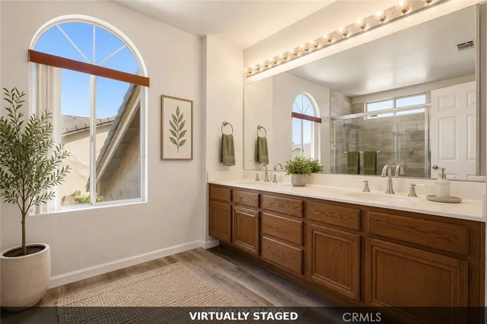 1845 West Avenue H 8 Lancaster, CA 93534