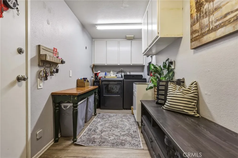 8927 Cedros #14 Panorama City, CA 91402