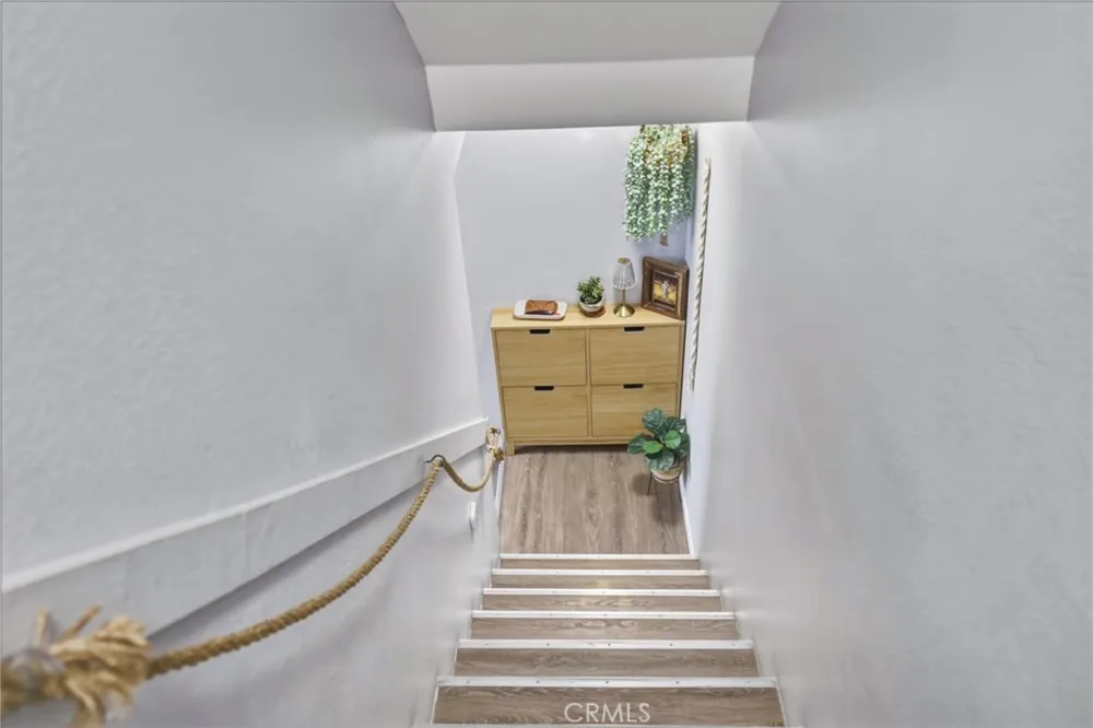 8927 Cedros #14 Panorama City, CA 91402