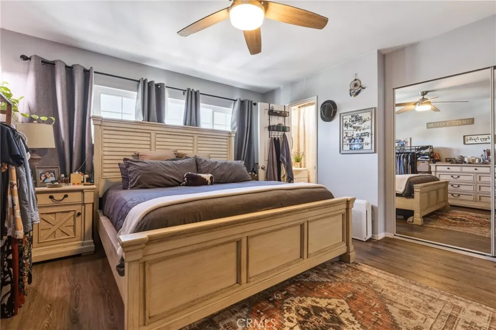 8927 Cedros #14 Panorama City, CA 91402