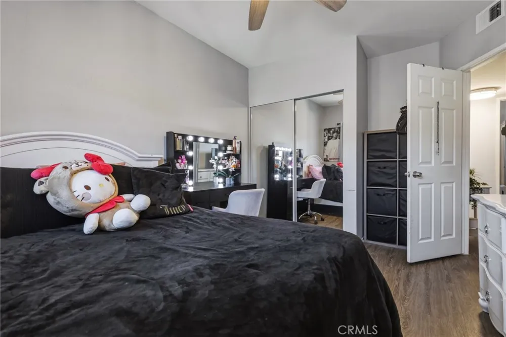 8927 Cedros #14 Panorama City, CA 91402