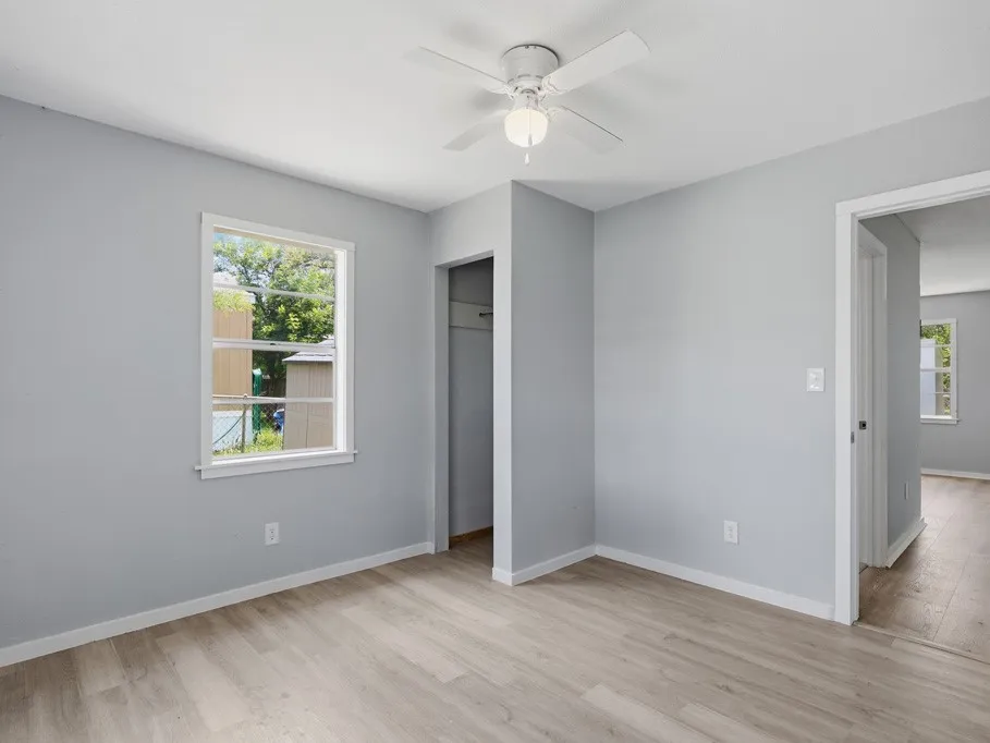 207 11th Street Fulton, TX 78358