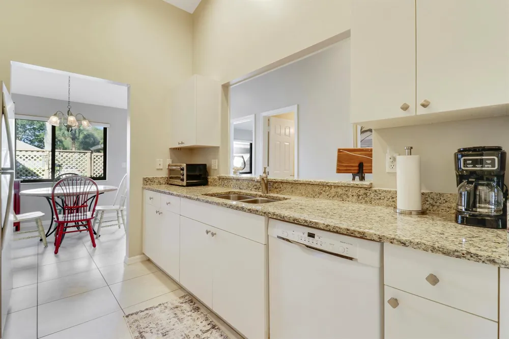 6179 SE Georgetown Place Hobe Sound, FL 33455