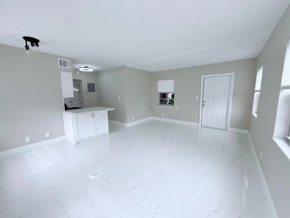 2725 Middle River Drive #7 Fort Lauderdale, FL 33306