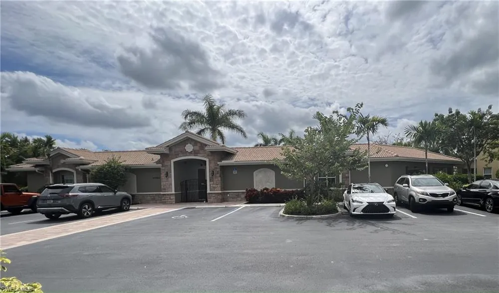 10833 Alvara Way Bonita Springs, FL 34135
