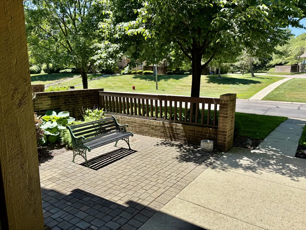 1669 S Hill Boulevard Bloomfield Hills, MI 48304