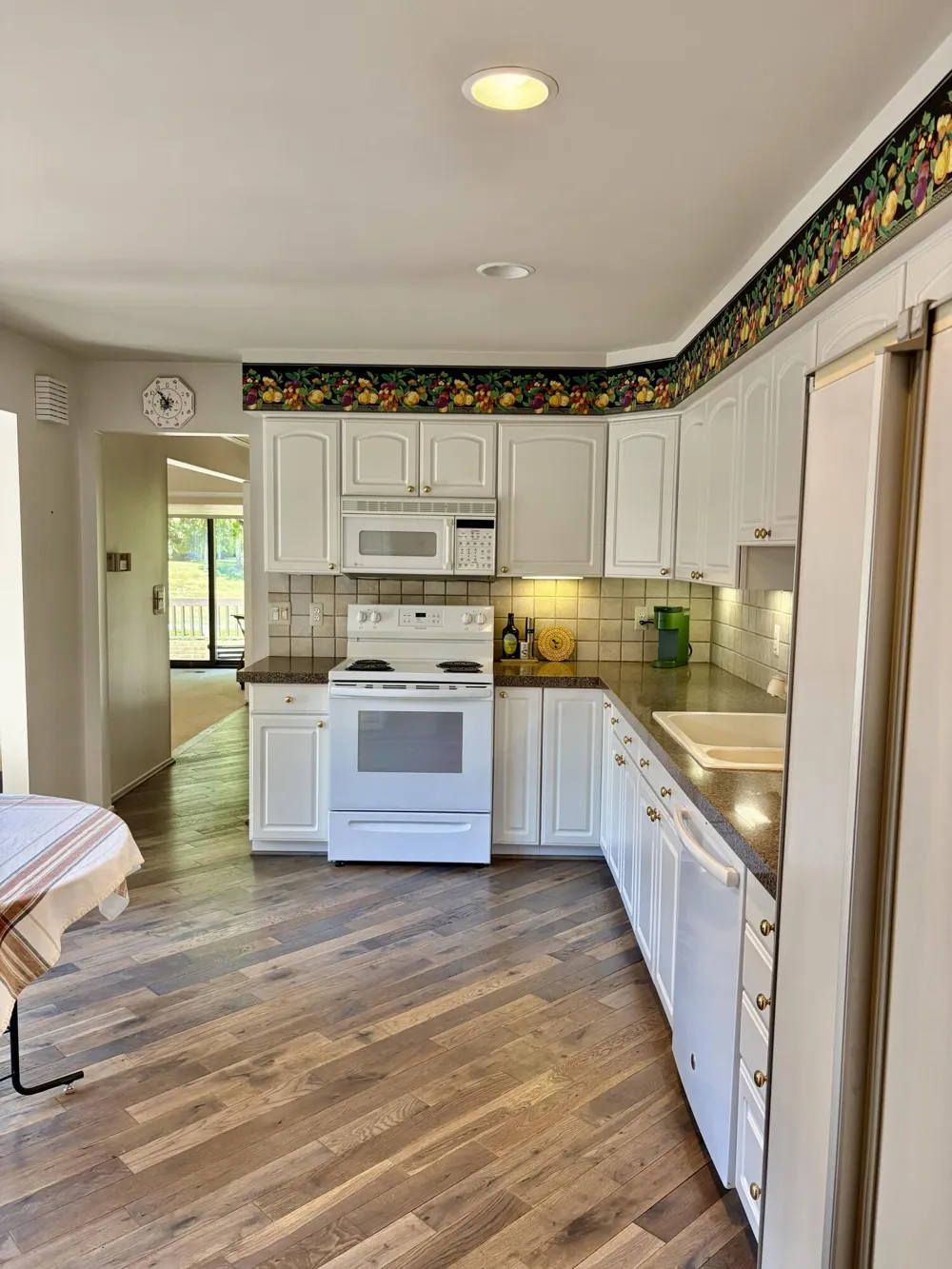 1669 S Hill Boulevard Bloomfield Hills, MI 48304