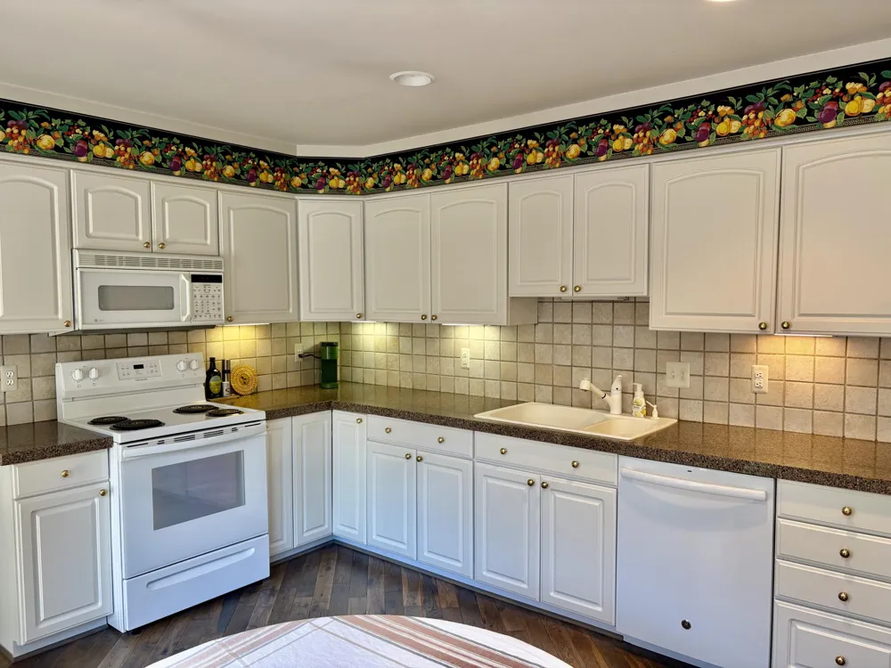 1669 S Hill Boulevard Bloomfield Hills, MI 48304