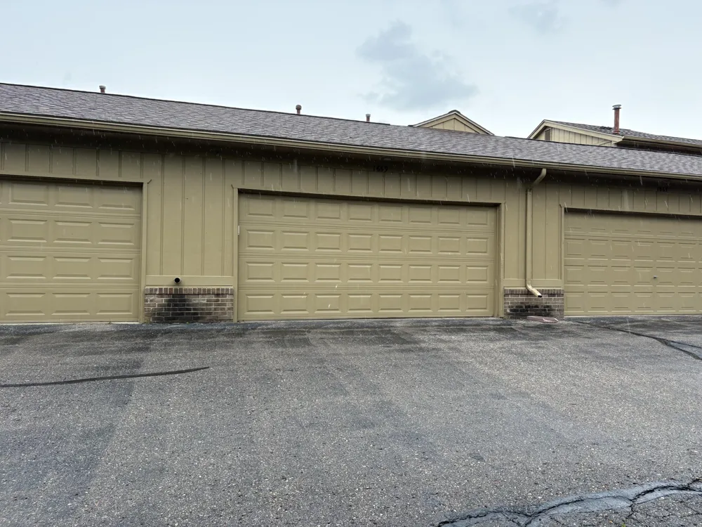 1669 S Hill Boulevard Bloomfield Hills, MI 48304