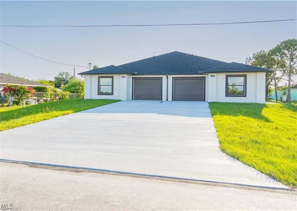 2642 Gretchen Avenue S Lehigh Acres, FL 33973