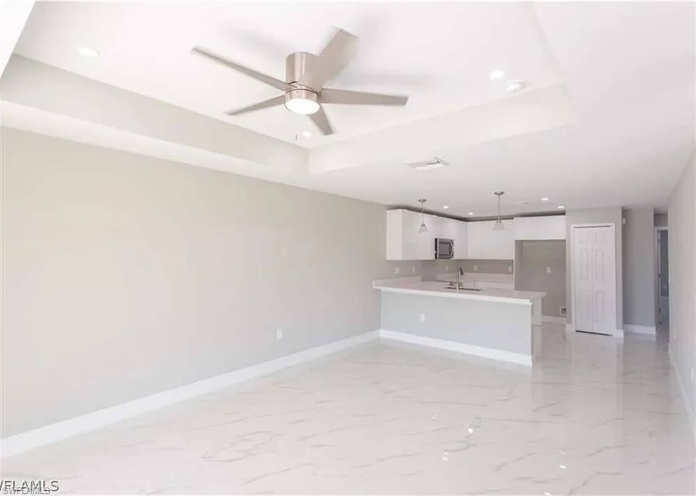 2642 Gretchen Avenue S Lehigh Acres, FL 33973