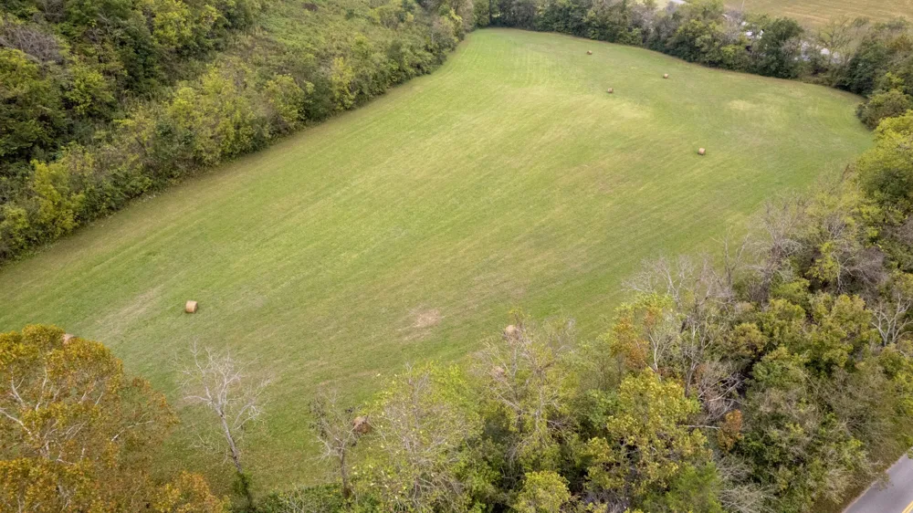 1 Noah Rd Beechgrove, TN 37018
