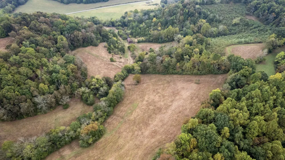 1 Noah Rd Beechgrove, TN 37018