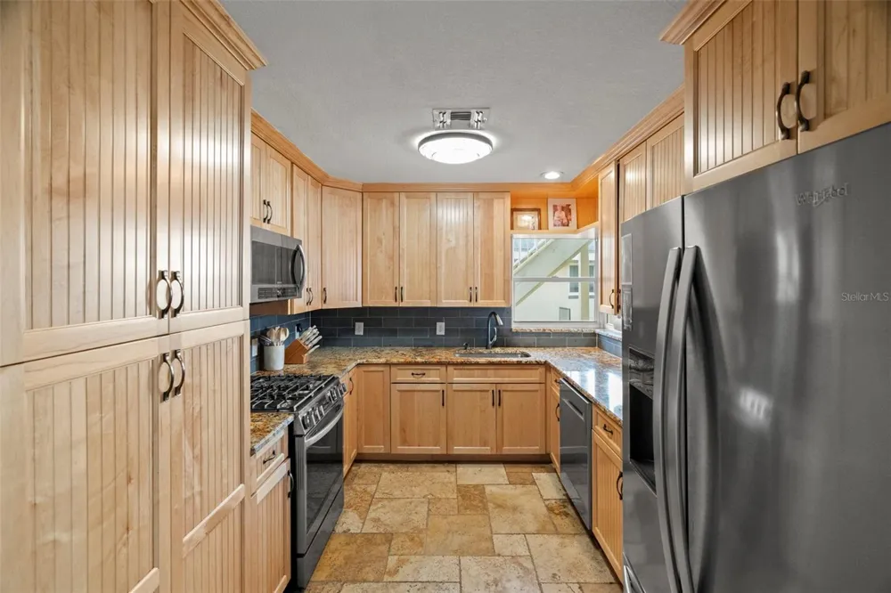 2288 EDYTHE DRIVE Dunedin, FL 34698