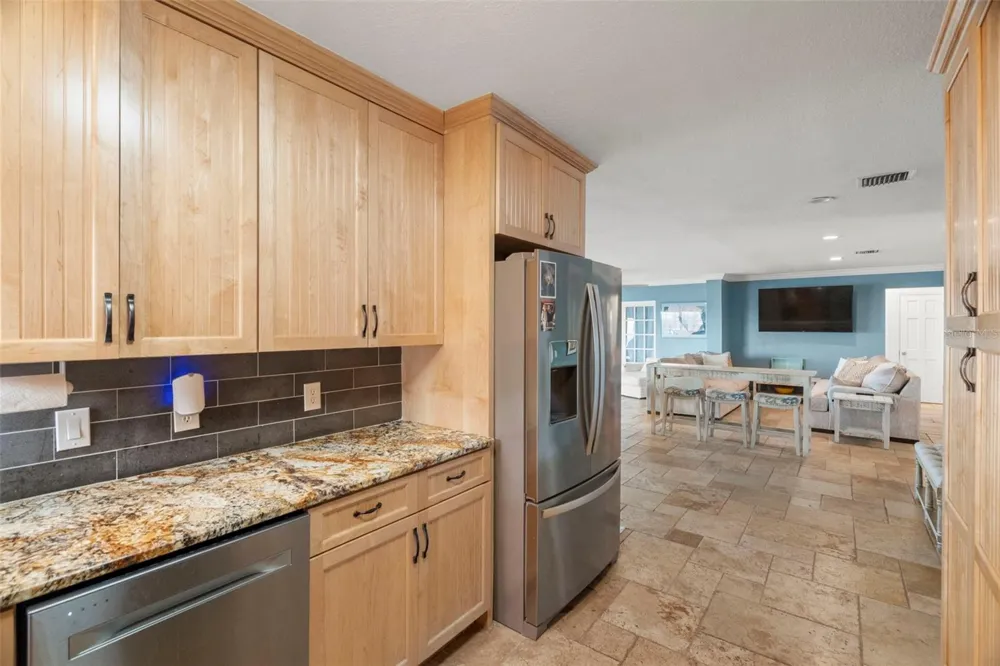 2288 EDYTHE DRIVE Dunedin, FL 34698