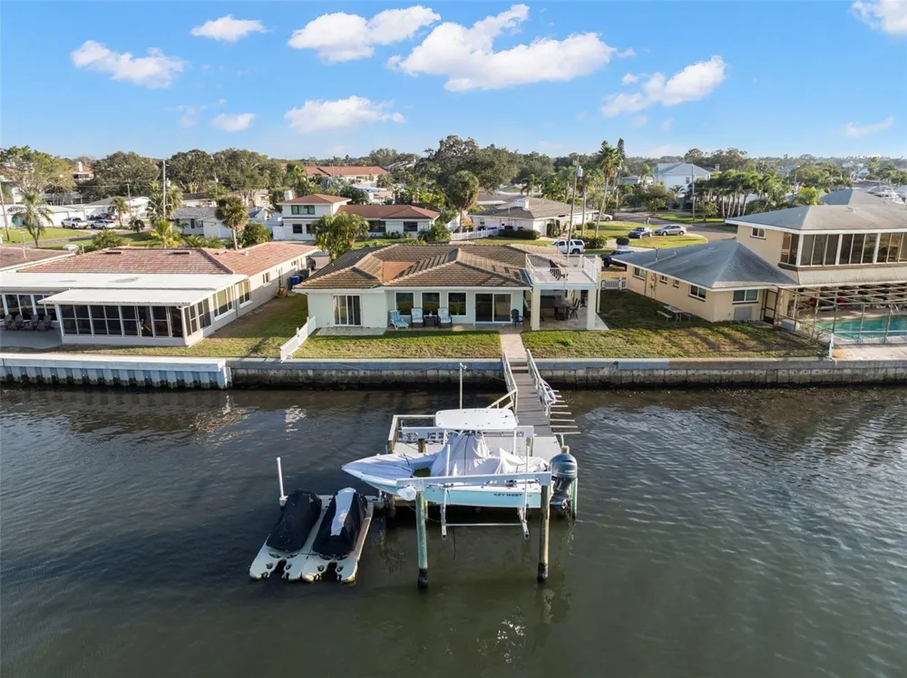 2288 EDYTHE DRIVE Dunedin, FL 34698
