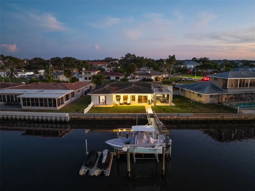2288 EDYTHE DRIVE Dunedin, FL 34698
