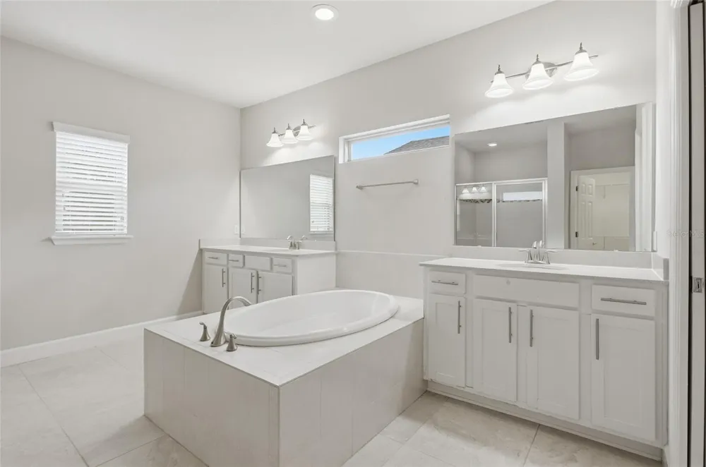 9431 ROYAL ESTATES BOULEVARD Orlando, FL 32836