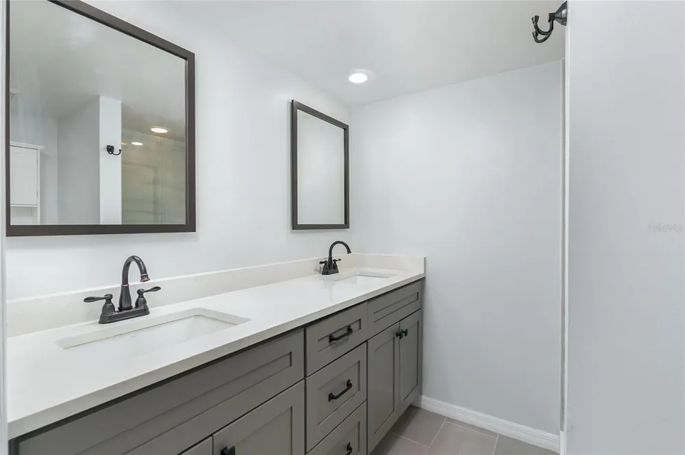 5341 BAMBOO COURT #418 Orlando, FL 32811