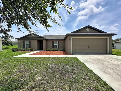 1407 HILLSBOROUGH WAY