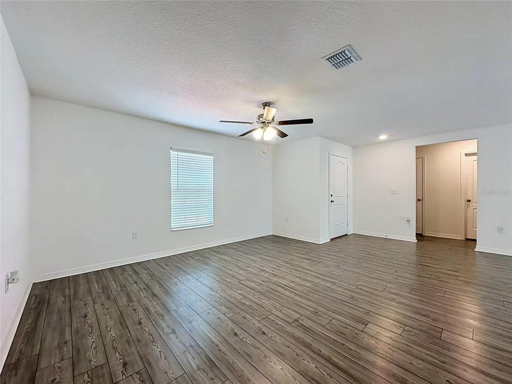 1407 HILLSBOROUGH WAY Poinciana, FL 34759