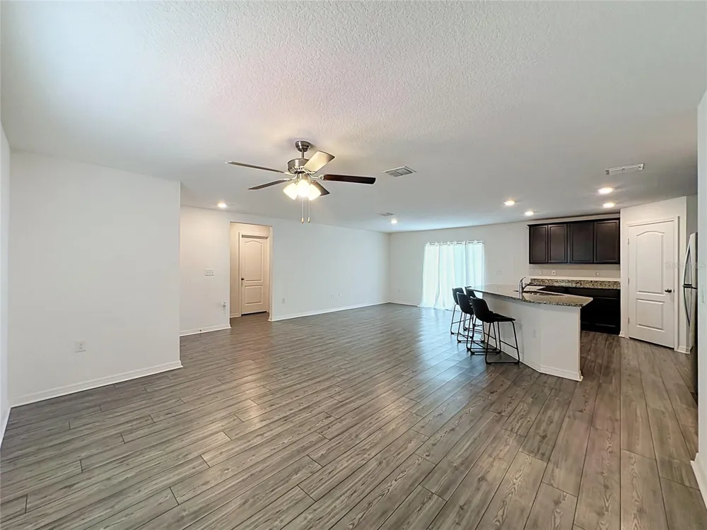 1407 HILLSBOROUGH WAY Poinciana, FL 34759