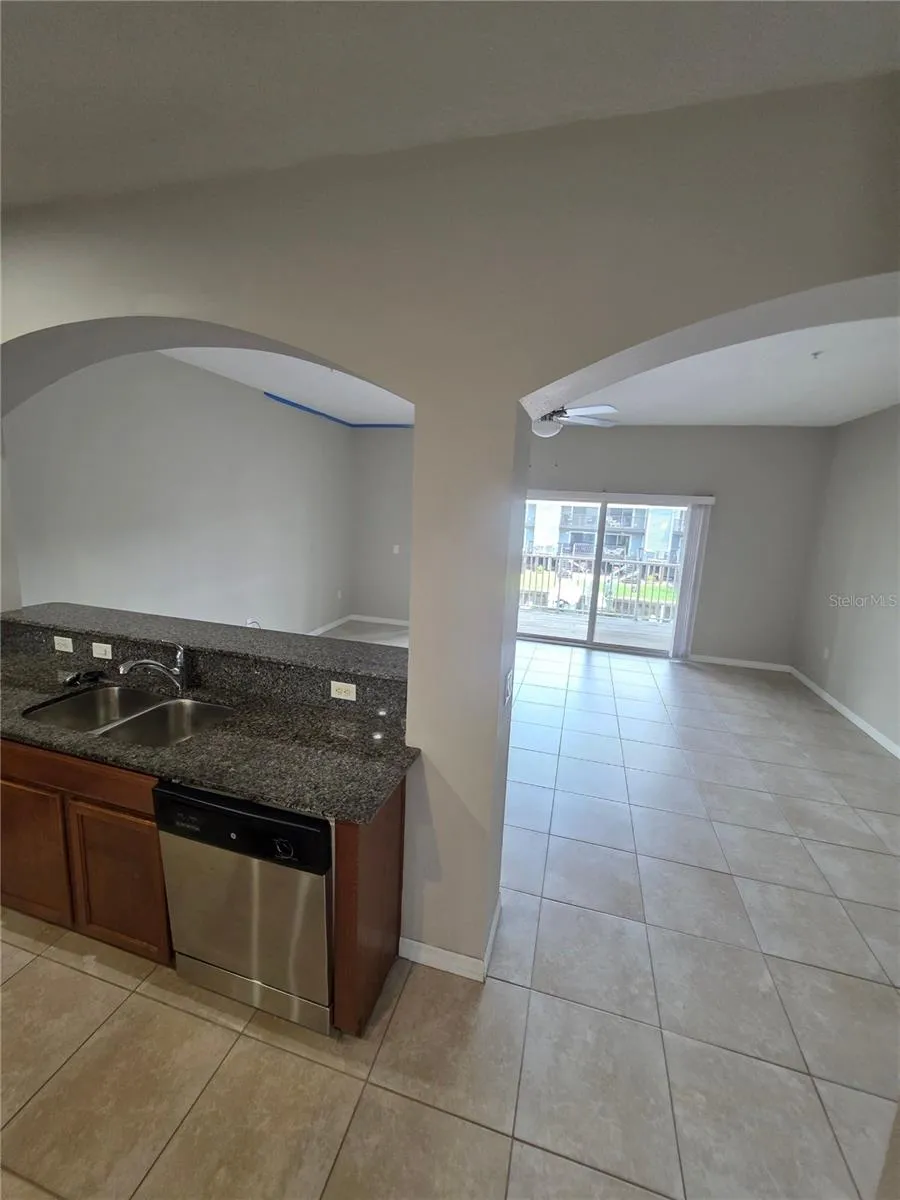 810 CALLISTA CAY LOOP Tarpon Springs, FL 34689