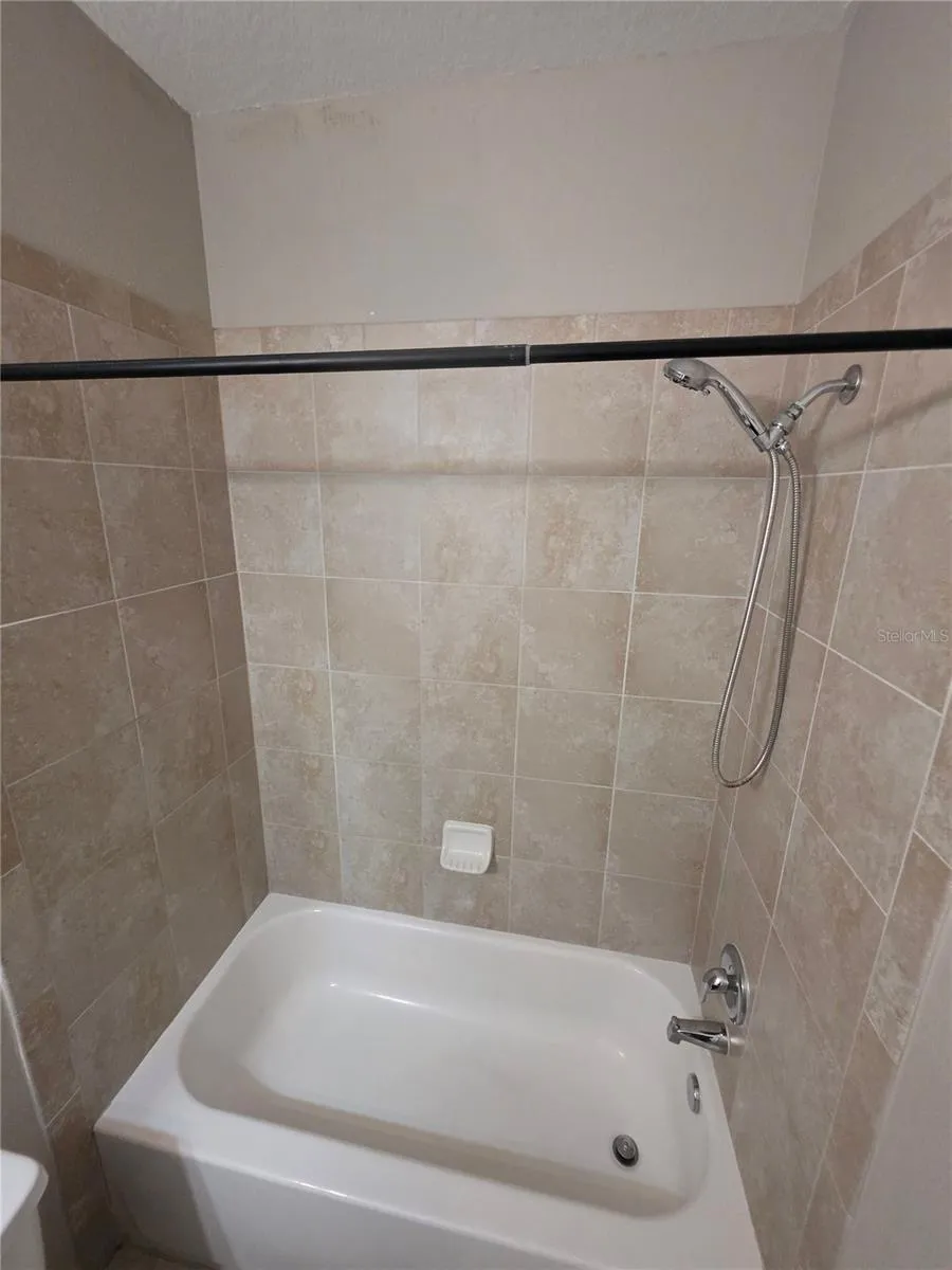810 CALLISTA CAY LOOP Tarpon Springs, FL 34689