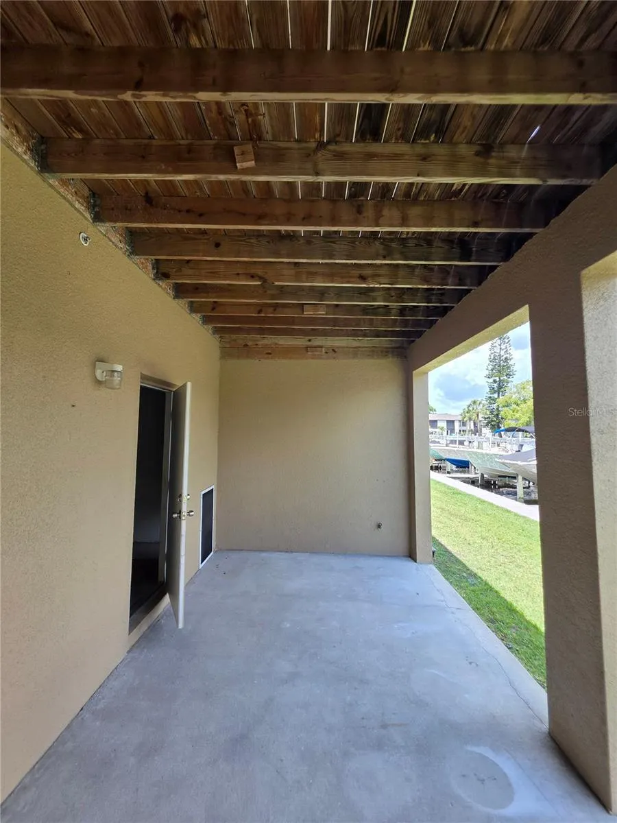 810 CALLISTA CAY LOOP Tarpon Springs, FL 34689