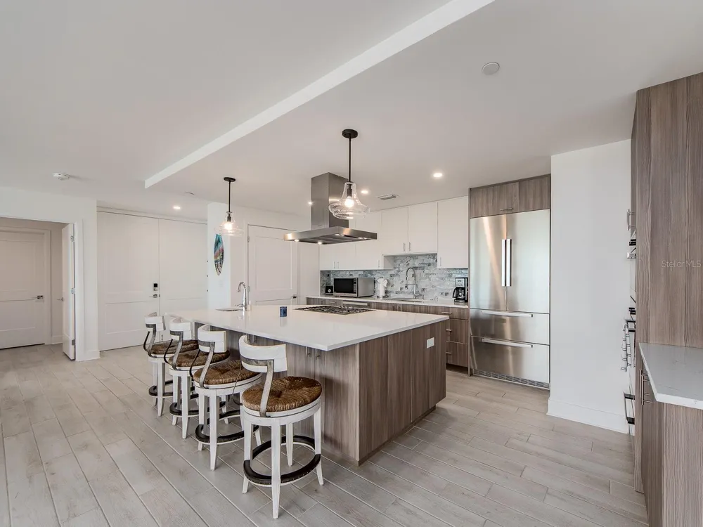 15 AVALON STREET #701 Clearwater Beach, FL 33767