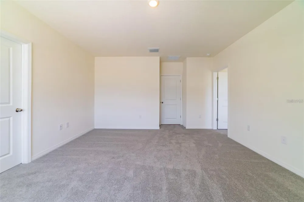 9138 FORGE BREEZE LOOP Wesley Chapel, FL 33545