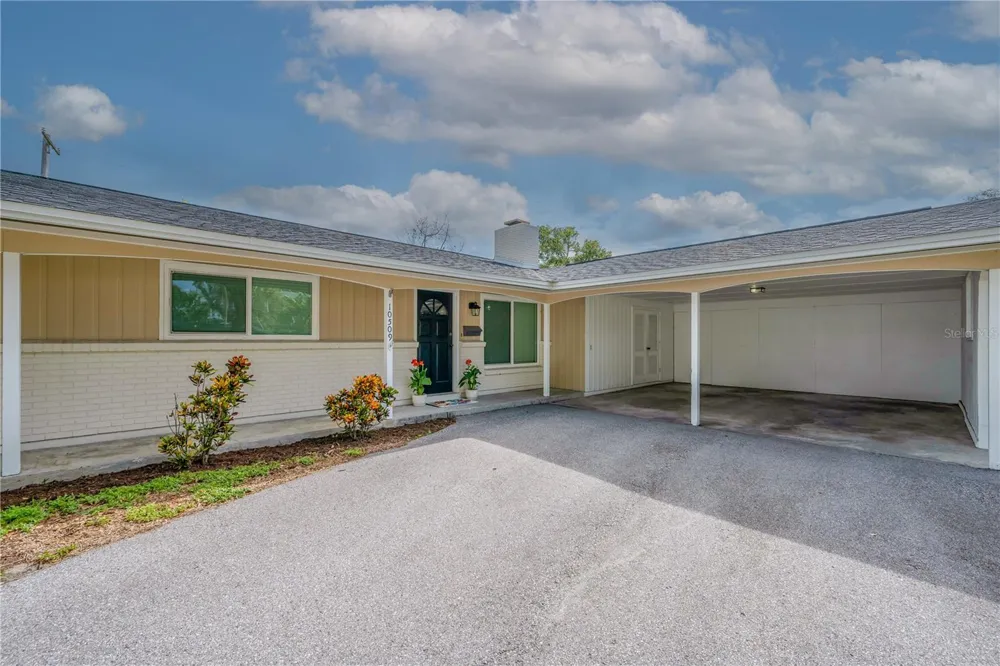 10509 ORANGE GROVE DRIVE Tampa, FL 33618