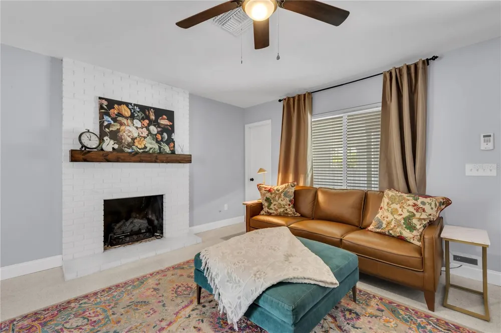 10509 ORANGE GROVE DRIVE Tampa, FL 33618