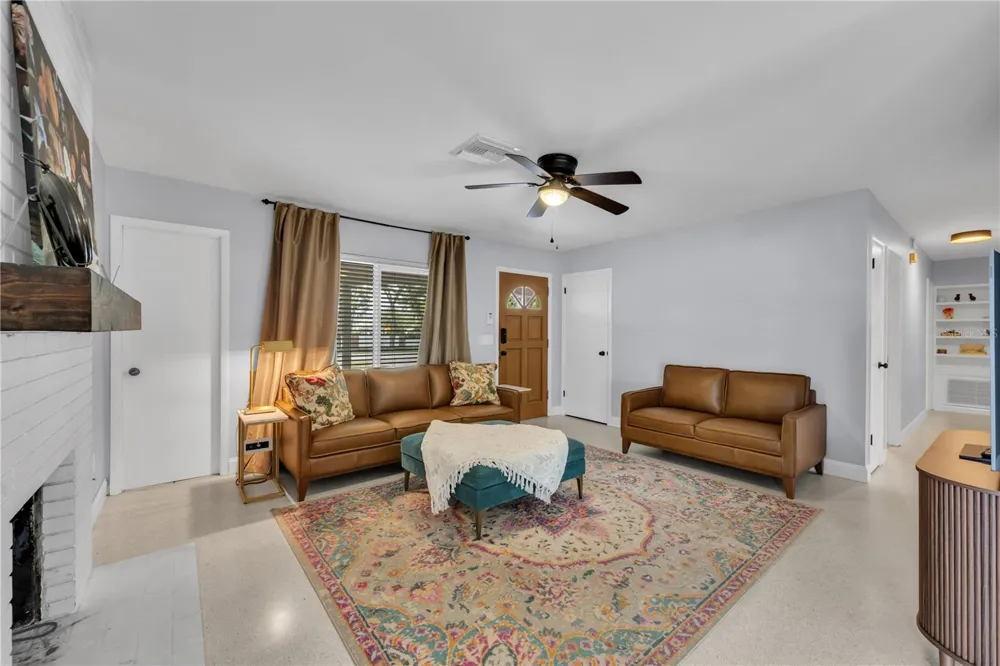 10509 ORANGE GROVE DRIVE Tampa, FL 33618