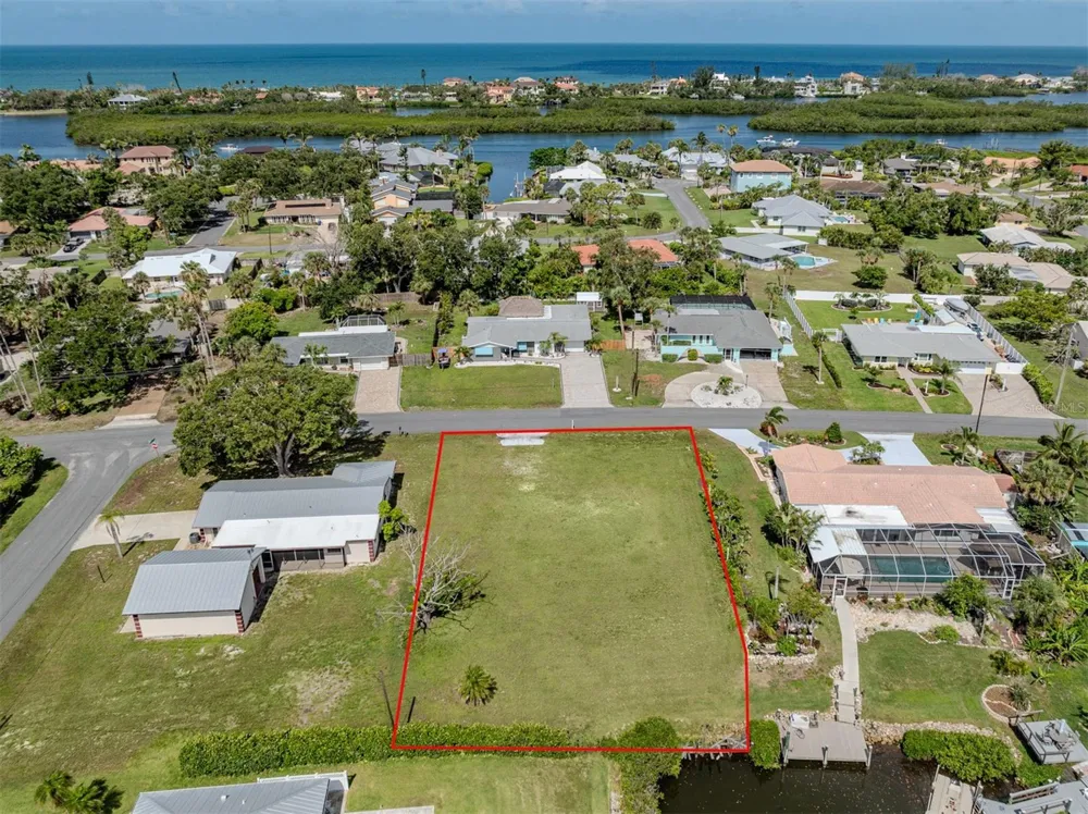 458 SHORE DRIVE Osprey, FL 34229