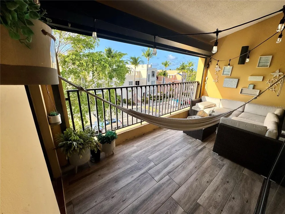 100 CANDELERO DRIVE #2067 Humacao, PR 00791