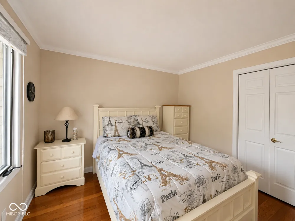 2046 E Waters Edge Drive #23 Bloomington, IN 47401