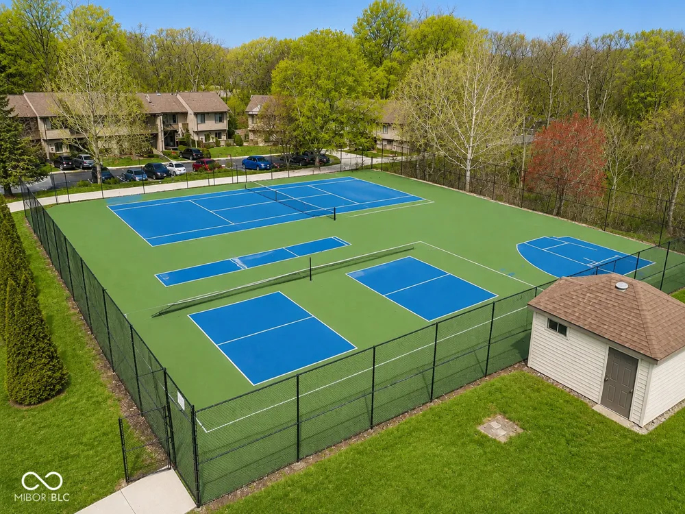 2046 E Waters Edge Drive #23 Bloomington, IN 47401