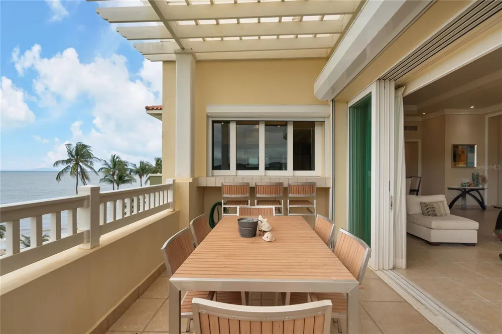 500 OCEAN DRIVE #553 Humacao, PR 00791