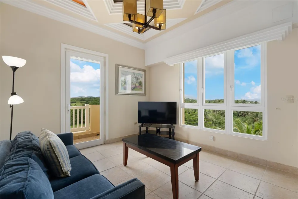 500 OCEAN DRIVE #553 Humacao, PR 00791