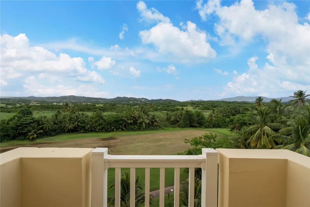 500 OCEAN DRIVE #553 Humacao, PR 00791