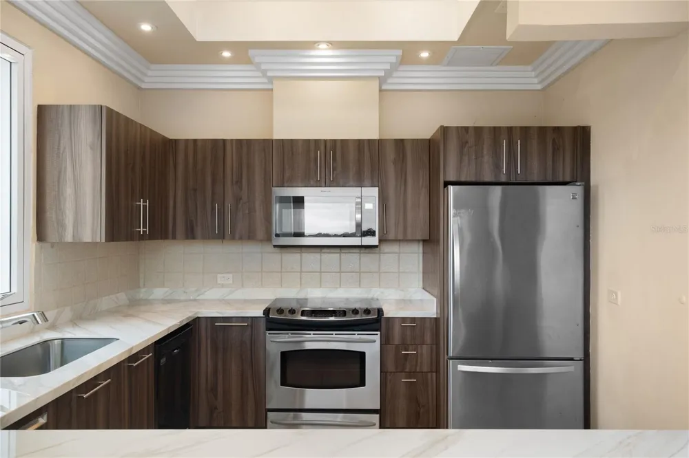 500 OCEAN DRIVE #553 Humacao, PR 00791