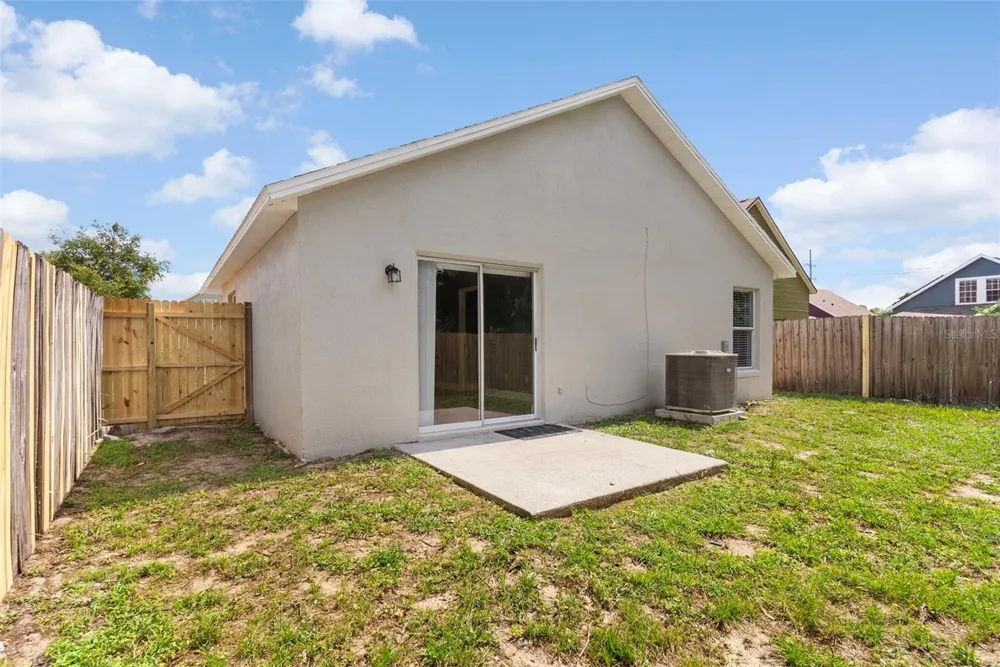 5459 SEEDLING LANE Orlando, FL 32811
