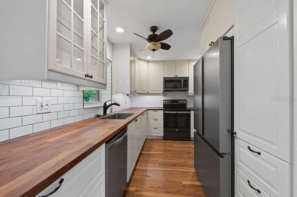 6070 73RD STREET St Petersburg, FL 33709