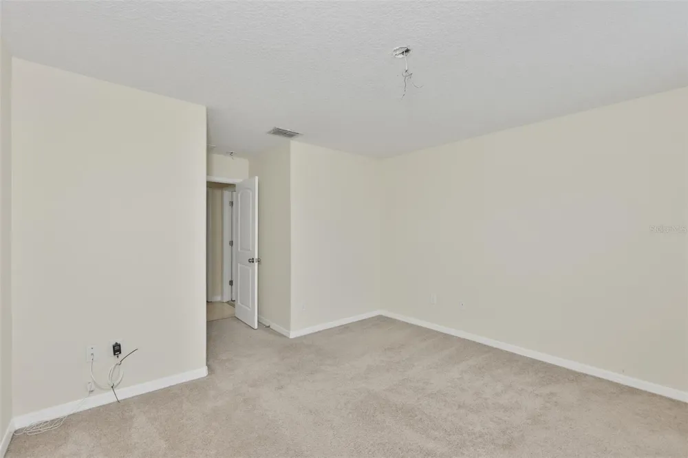 10811 KIRKWALL PORT DRIVE Wimauma, FL 33598
