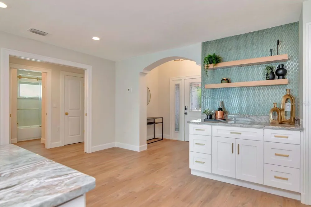 7025 BOCA CIEGA DRIVE St Pete Beach, FL 33706