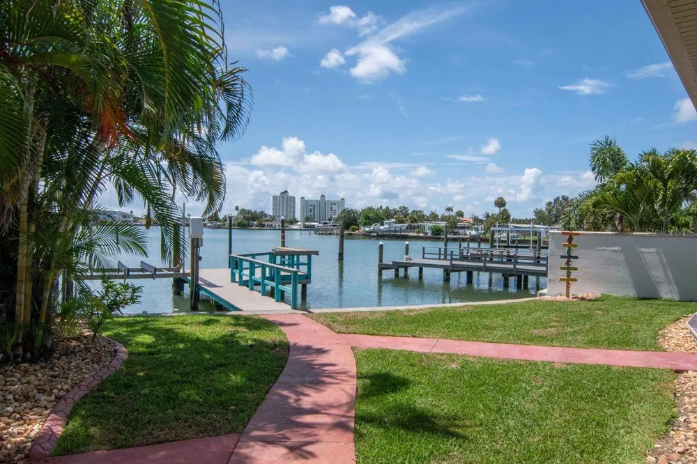 7025 BOCA CIEGA DRIVE St Pete Beach, FL 33706